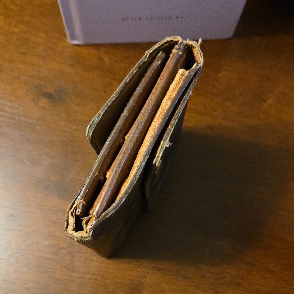 Louis Vuitton Brown and Gold Monogram Wallet - Picture 8 of 9